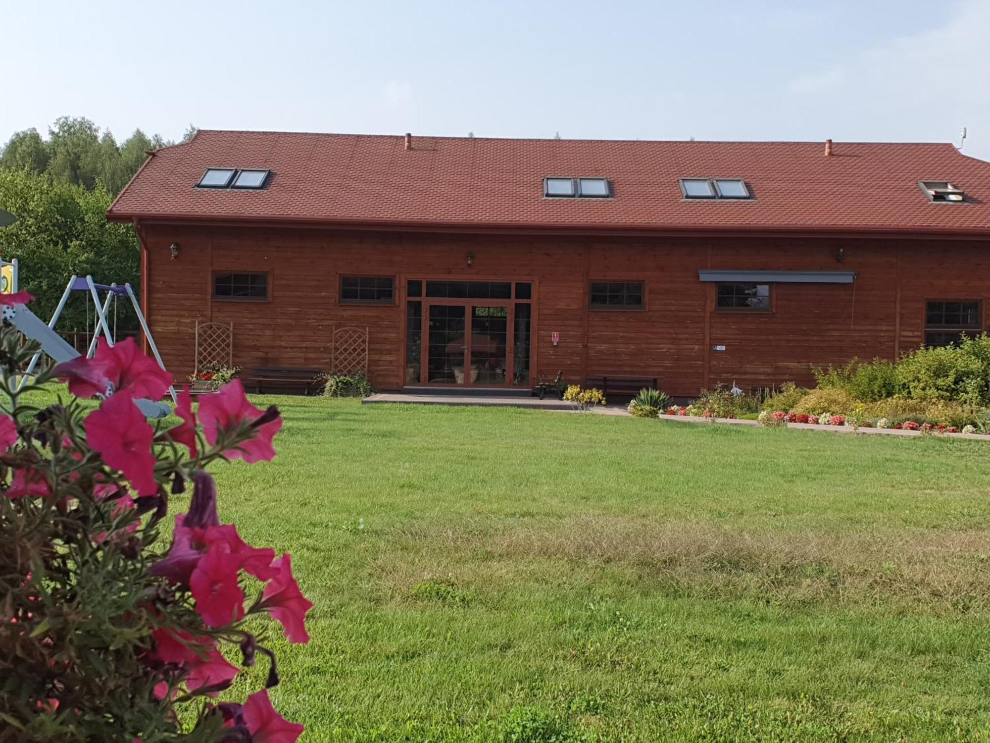 Stajnia Kruki Villa Wola Kaluska Kültér fotó