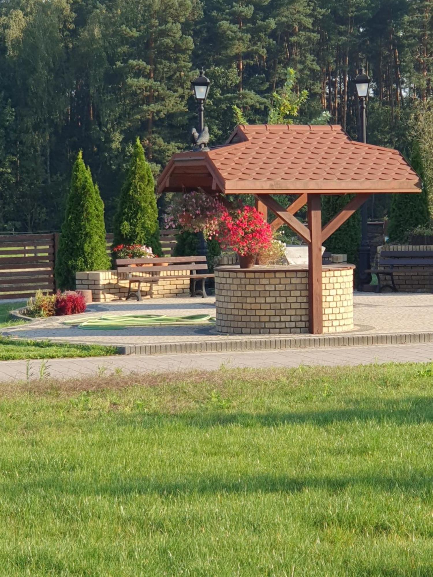 Stajnia Kruki Villa Wola Kaluska Kültér fotó